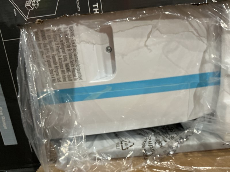 Condition photo showing Good Condition for tcl q series 10,000 btu 115 volts portable ac cools 450 sq. ft. with heater and remote and wifi enabled in white