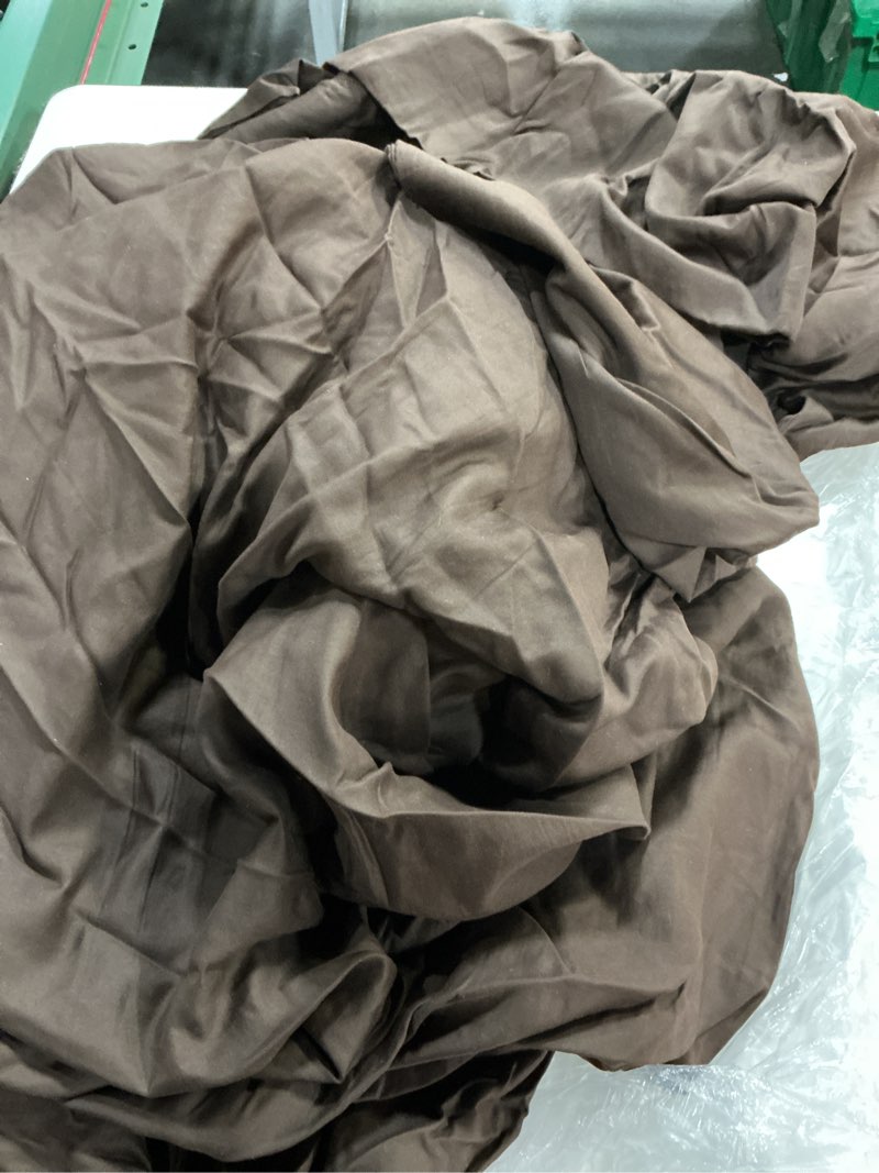 Condition photo showing As Is for (only 3 pcs)classic organic percale duvet  king cover set