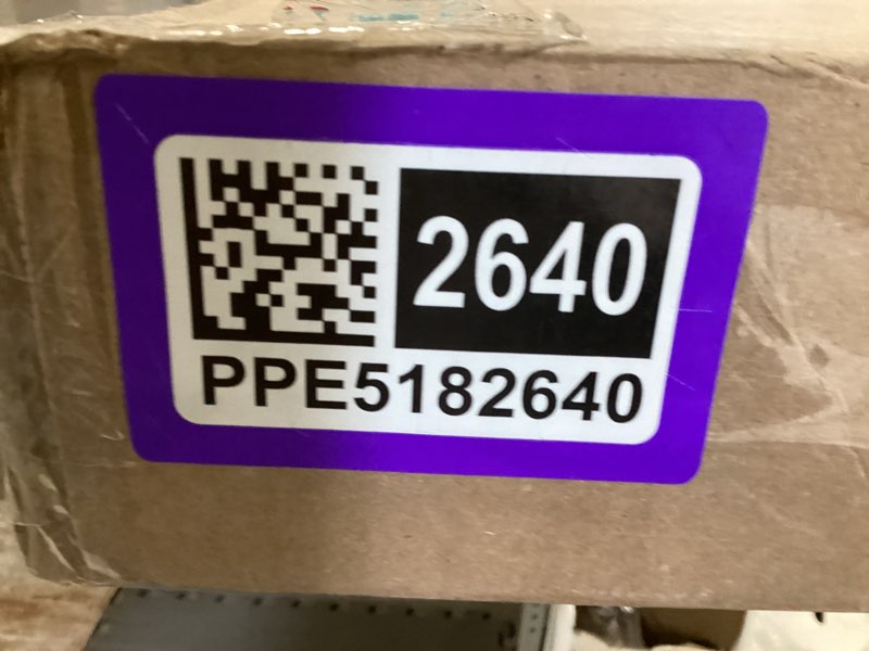 https://lotting-media.assets.bidfta.com/lotting_92ca0975-7d79-48fe-9d5b-73481fc2f016