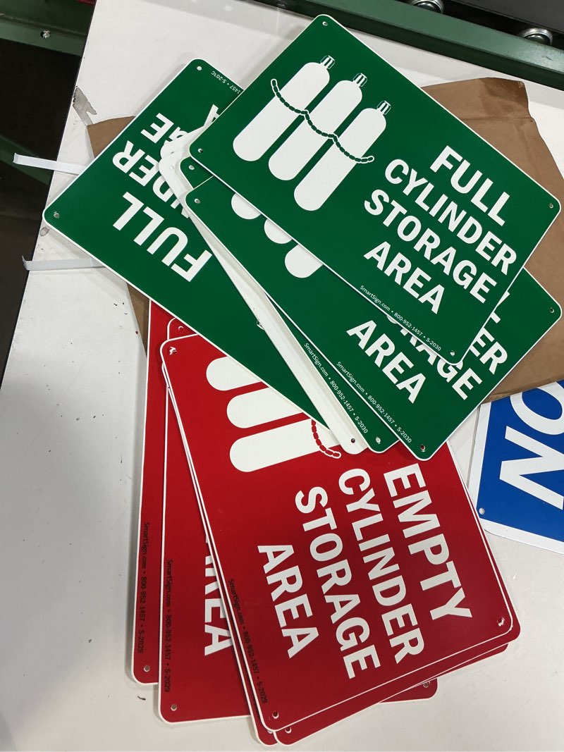 Condition photo showing Good Condition for smartsign\"empty cylinder storage area\" sign | 10\" x 14\" plastic pack 12