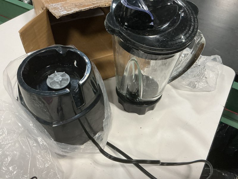 Condition photo showing As Is for hamilton beach power elite wave action blender for smoothies, 40 oz glass jar, 12 functions including puree, crush ice, 700 watts - black (58148a) black 40 oz. glass jar