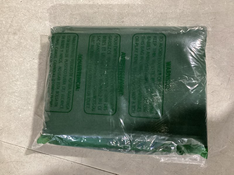 Condition photo showing Good Condition for hiasan waterproof tablecloth rectangle - washable christmas fabric table cloth for dining room kitchen birthday party and outdoor use, hunter green, 30 x 60 inch 60" x 30" (rectangular) hunter green