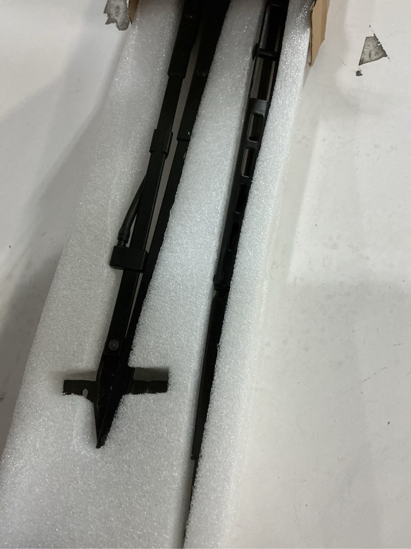 Condition photo showing Good Condition for Windshield Wiper Arm & Blade 7188371 7188372 compatible with Bobcat 753 763 863 873 883 963 A220 A300 S100 S130 S150 S160 S175 S185 S205 S220 S250 S300 S330 T110 T140 T180 T190