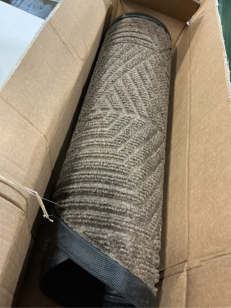 Condition photo showing Good Condition for smiry half circle front door mat outside entrance, heavy duty sturdy natural rubber doormat, trap dirt and moisture, low profile mats for indoor outdoor entry, irregular triangle (35x23, brown) brown irregular triangle semicircular 35" x 23"