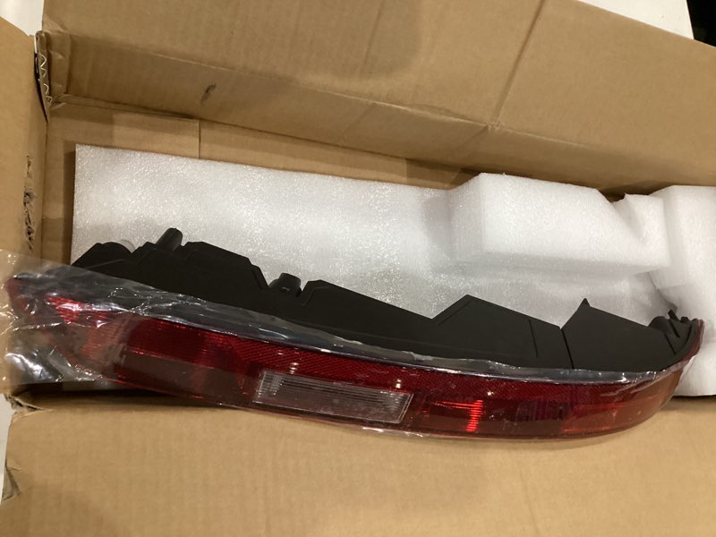 Condition photo showing Good Condition for rear bumper light compatible with 2018 2019 2020 2021 audi q5 us version rear bumper reflector lower tail light replaces 80a945070a right passenger side for 2018-2021 right passenger side