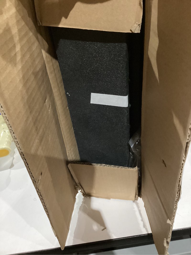 Condition photo showing Good Condition for Nilight Rubber Curb Ramps, 3.9" Rise Height Heavy Duty Rubber Threshold Ramp, Portable Driveway Ramps for Cars Wheelchairs Scooter Lawn Mower, 7000lbs Load Capacity, 2 Pack