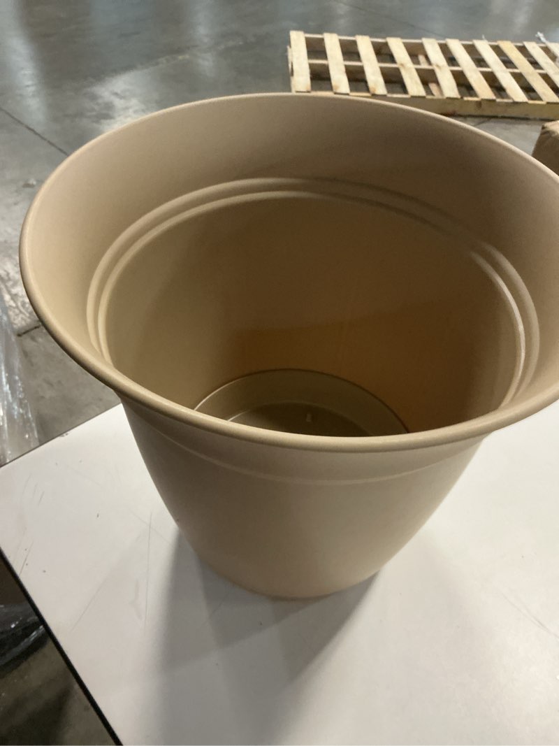 Condition photo showing Good Condition for the hc companies eclipse round planter with saucer - outdoor & indoor plant pot with drainage holes - lightweight, uv-resistant plastic pots for plants, flowers & herbs (16" sandstone, pack of 1) sandstone 16"
