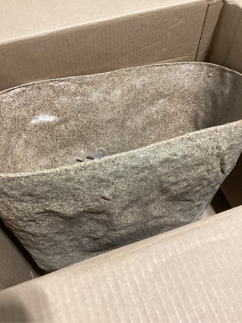 Condition photo showing Good Condition for emsco group 8282-1 natural sandstone look – medium – lightweight – easy to install-16.5x20x15 landscape rock