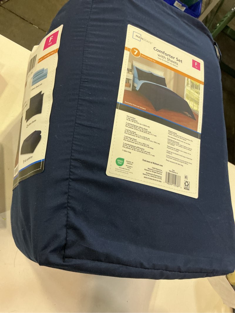 Condition photo showing As Is for designer border reversible duvet cover zipper closure 1 piece with coordinate pillow shams 4 pieces 100% egyptian cotton super king (solid navy blue/sky blue