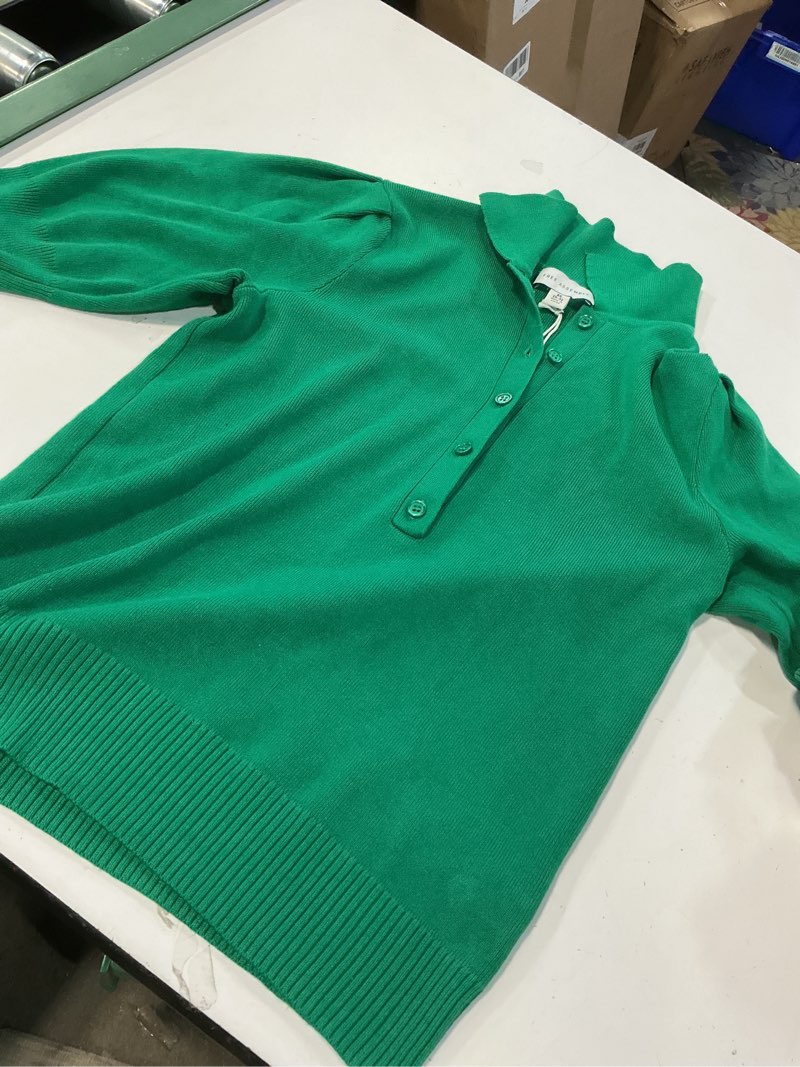Condition photo showing As Is for tahari 100% cashmere green polo shirt, size xs 