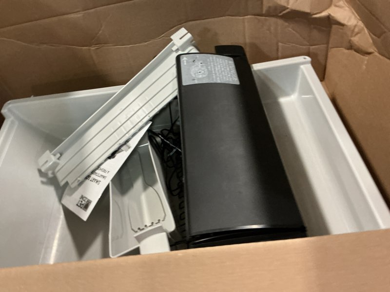 https://lotting-media.assets.bidfta.com/lotting_9302812e-ef21-45f9-858b-d0fb6b0d34df