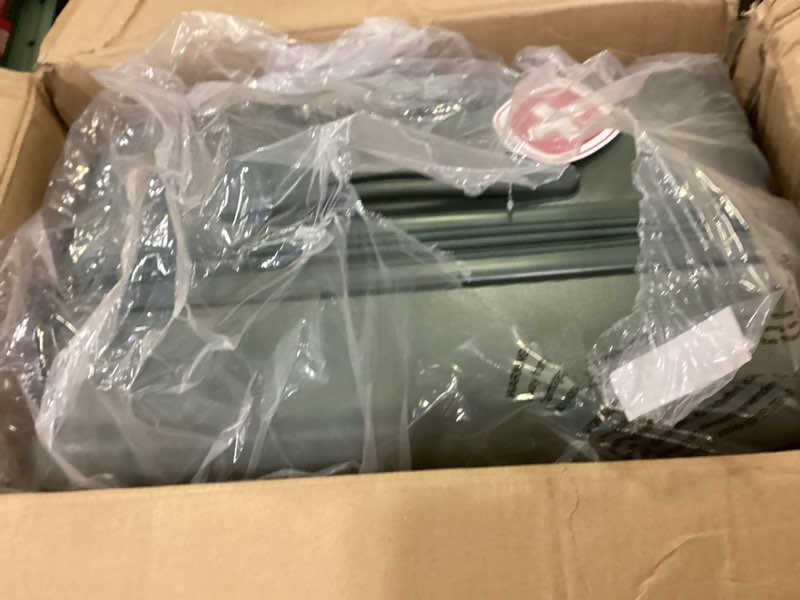 Condition photo showing Good Condition for SwissGear 7366 Signature Hardside Expandable Luggage with Spinner Wheels, TSA Lock, Cup-Holder, Olive, 2-Piece Set (19/27) 2-Piece Set (19/27) Olive