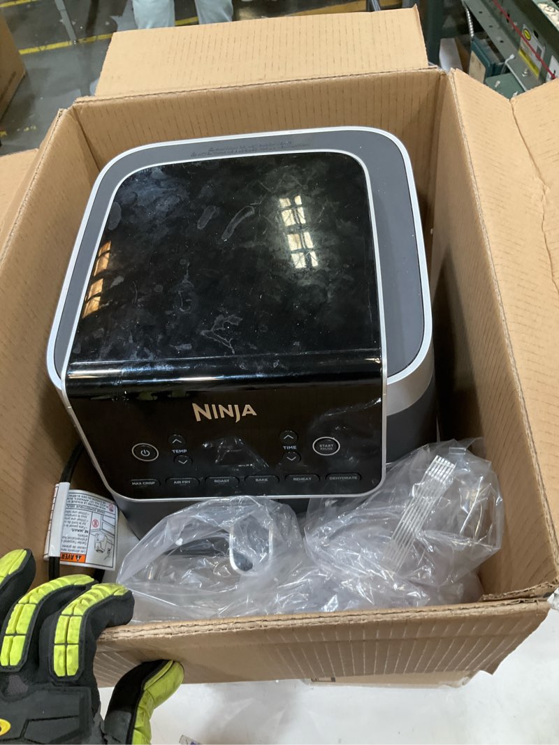 Condition photo showing As Is for Air fryer