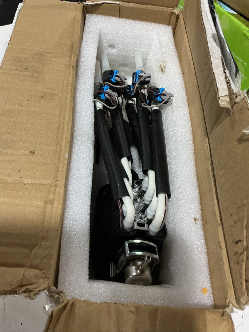 Condition photo showing As Is for spider fuel injector w/bracket for 1996 1997 1998 1999 2000 2001 2002 chevrolet chevy 1500 suburban k1500 k2500 gmc savana yukon 1500 2500 3500 v8 5.0l 5.7l pickup truck fj504