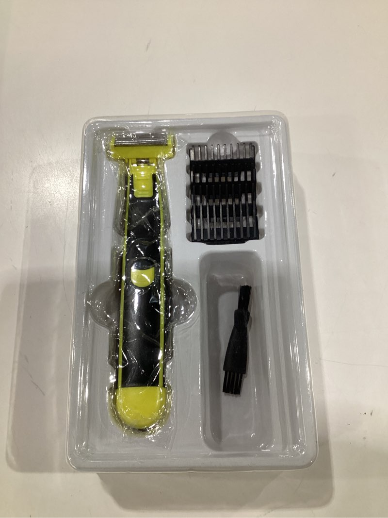 Condition photo showing Good Condition for Beard Trimmer and Shavers for Men, Wet and Dry Full Body Shaver with 4 Combs, Rechargeable Mens Electric Razors for Shaving Face, Beard, Hair and Body, Gifts for Men