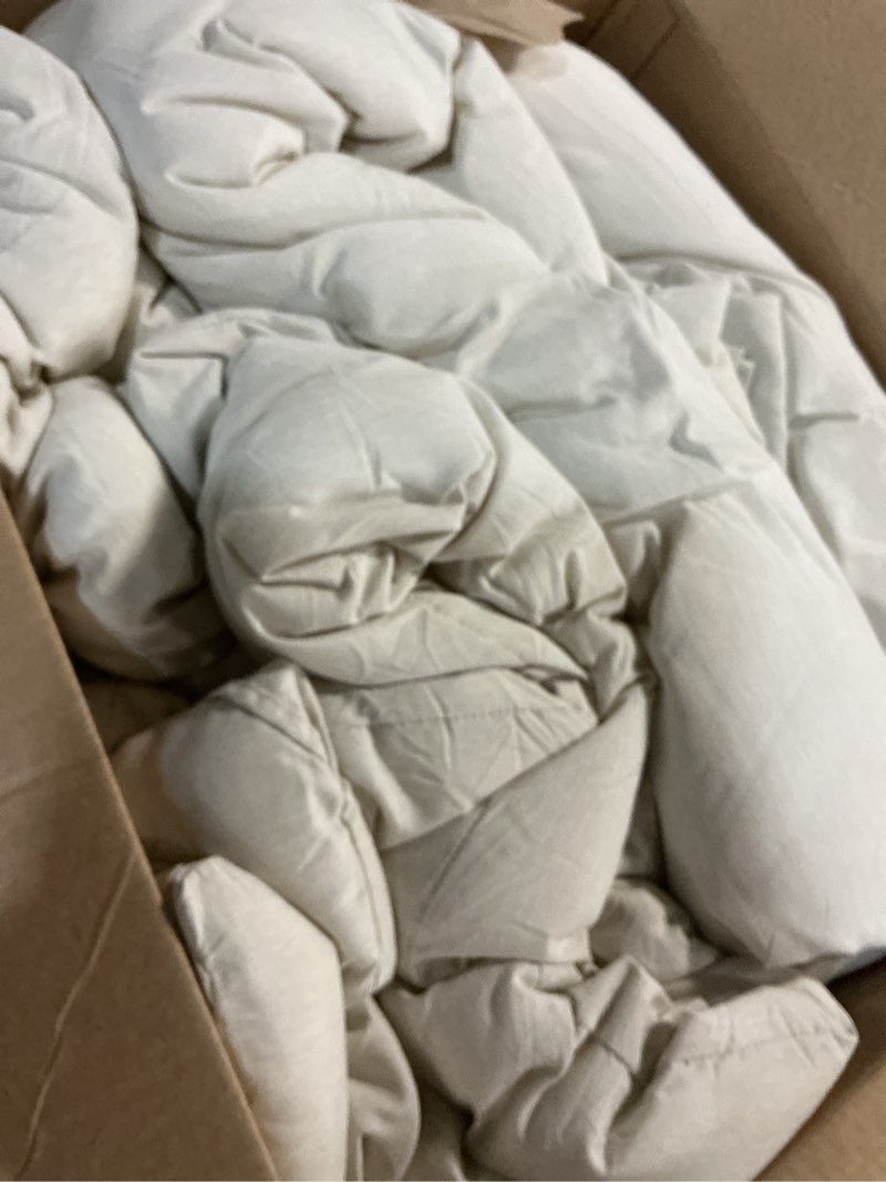 Condition photo showing As Is for bedsure oversized king comforter set - beige soft bedding for all seasons, cationic dyed bed set, 3 pieces, 1 oversized king size comforter (120"x98") and 2 pillow shams (20"x36"+2") oversized king 05 - beige