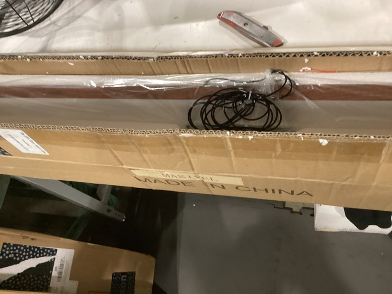 Condition photo showing Good Condition for pendant lamp