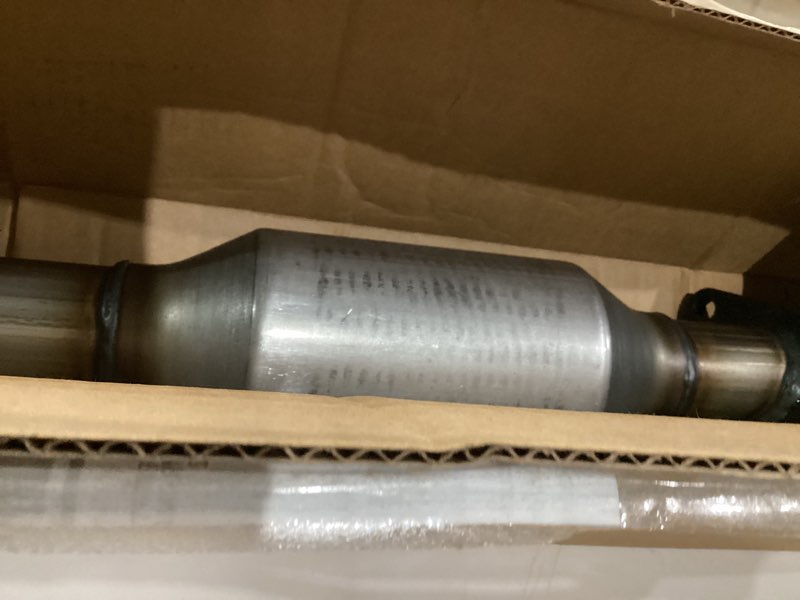 NEWZQ Catalytic Converters with Gasket Replacement for Kia Soul 12-19 Rio Hyundai Accent 12-17 1.6L 