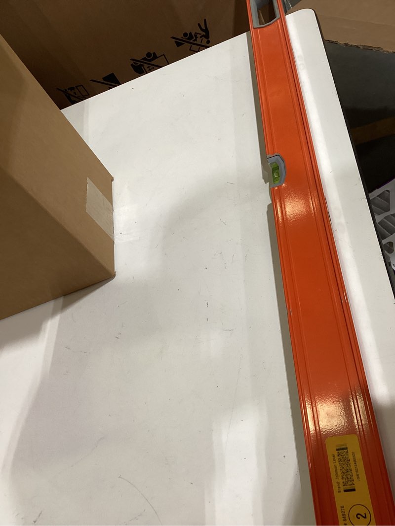 johnson level aluminum 78-in 3 vial magnetic box beam level