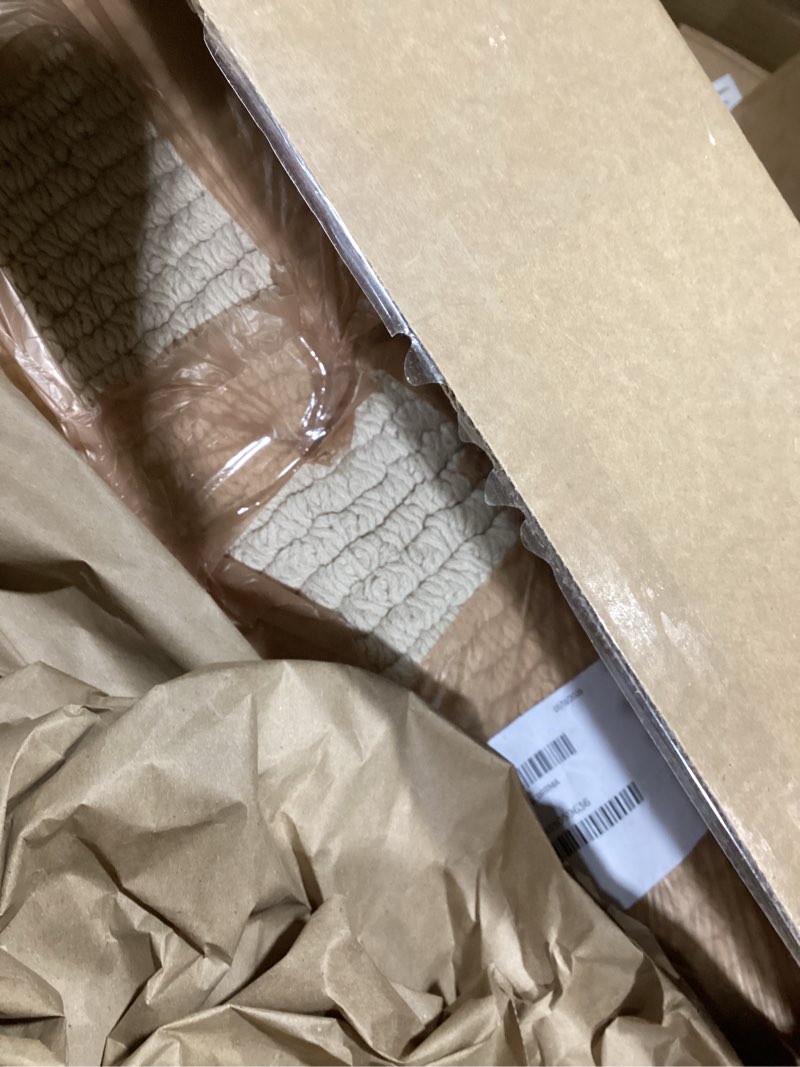 Condition photo showing New/Like New for Madison Park Splendor Reversible 100% Cotton Tufted Bathroom Rug-3000 GSM Hotel Quality Luxurious Plush Medium Pile Bath Mat Absorbent, Quick Dry, Shower Room Décor, 24x72, Natural Natural 2' x 6' (Rectangular)