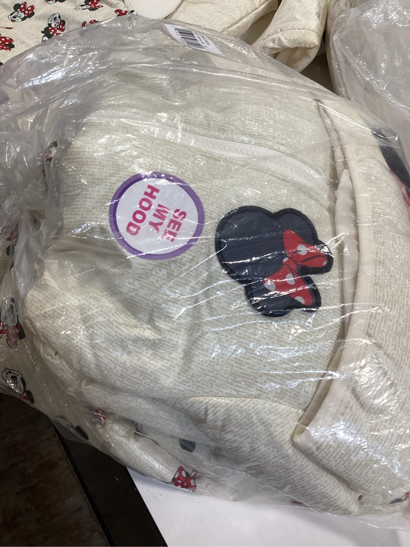 Condition photo showing Good Condition for disney jr minnie 2 piece snowsuit size 5