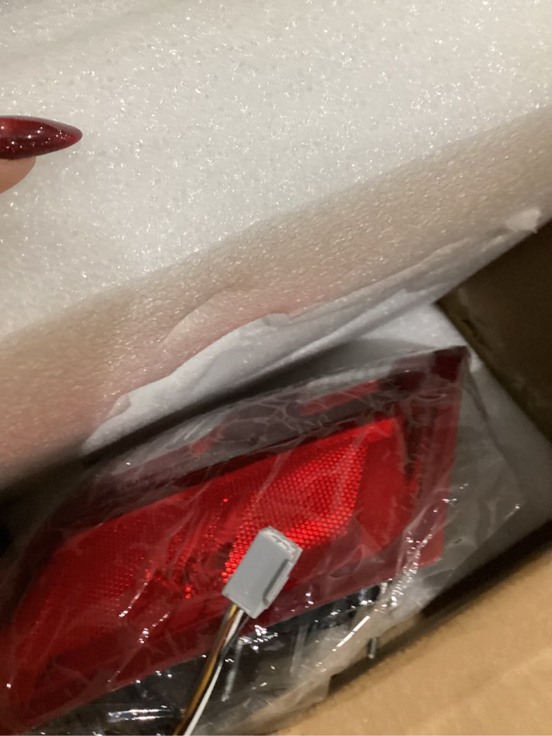 Condition photo showing Good Condition for led outside tail light assembly compatible with 2013 2014 2015 2016 2017 2018 2019 ford taurus taillight rear brake lamp signal assembly (left driver side)