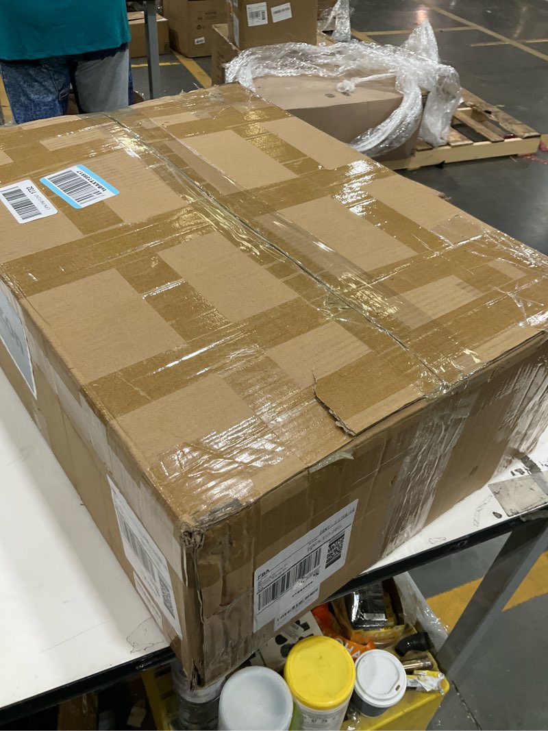 Condition photo showing Good Condition for Electric control lift table