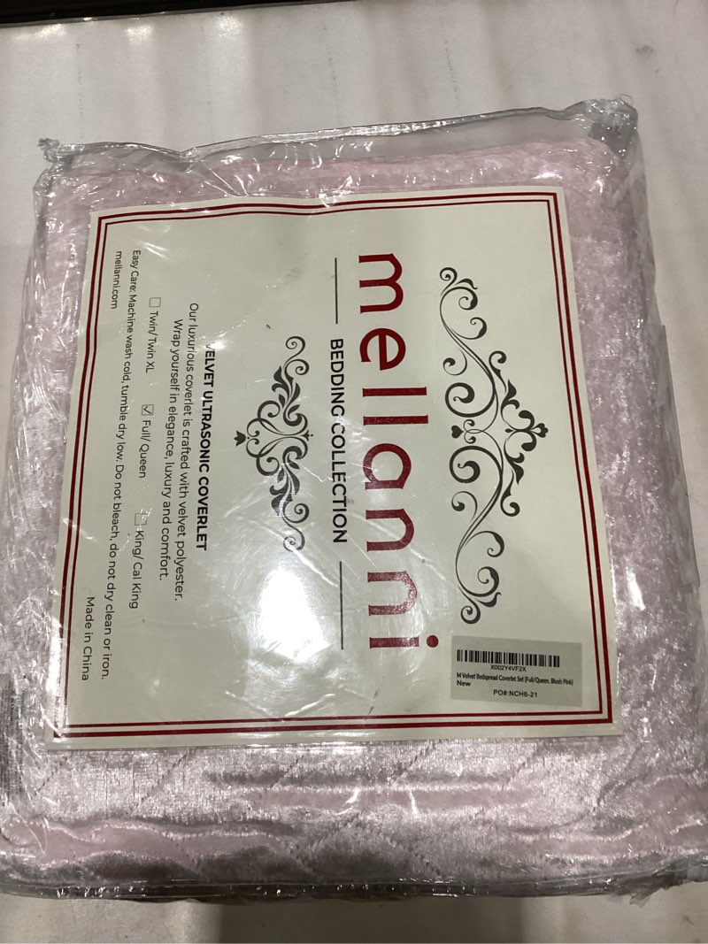 Condition photo showing New/Like New for Mellanni Oversized Queen Velvet Quilt Set - Bedding Cover with Shams - Ultrasonic Quilting Technology - 3 Piece Oversized Quilt Set - Bedspreads & Coverlets (Full/Queen, Blush Pink) Blush Pink Full/Queen