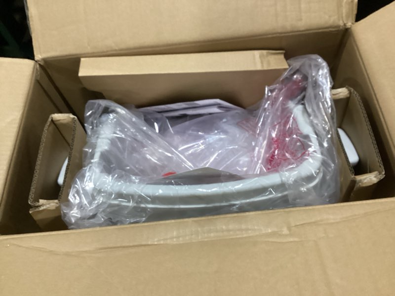 Condition photo showing New/Like New for graco duodiner dlx 6-in-1 convertible high chair, infant to toddler booster & youth stool, adjustable height & recline, easy clean tray insert, arlo