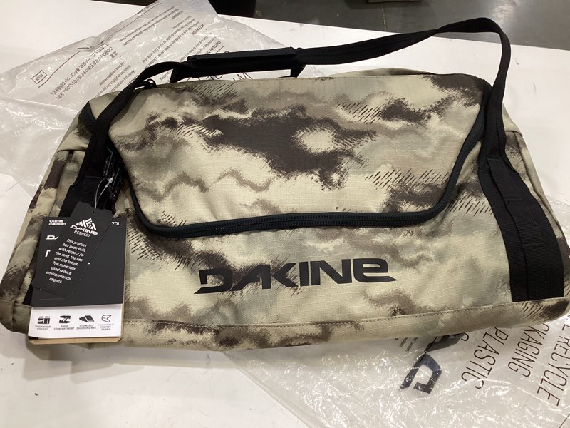 Condition photo showing Good Condition for dakine descent bike duffle 70l bag one size cascade camo