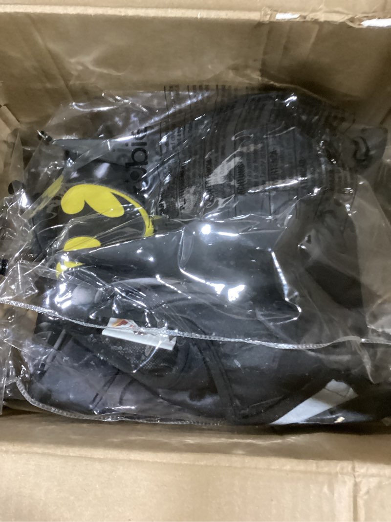 Condition photo showing Good Condition for Rubies DC The Flash Movie: Batman Deluxe Costume for Adults Large