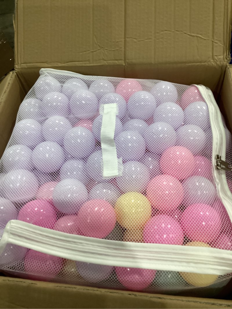 Condition photo showing Good Condition for Amazon Basics BPA Free Crush-Proof Plastic Ball, Pit Balls with Storage Bag, Toddlers Kids 12+ Months, Pack of 400 Balls, 6 Pastel Colors 400 Balls Pastel Colors