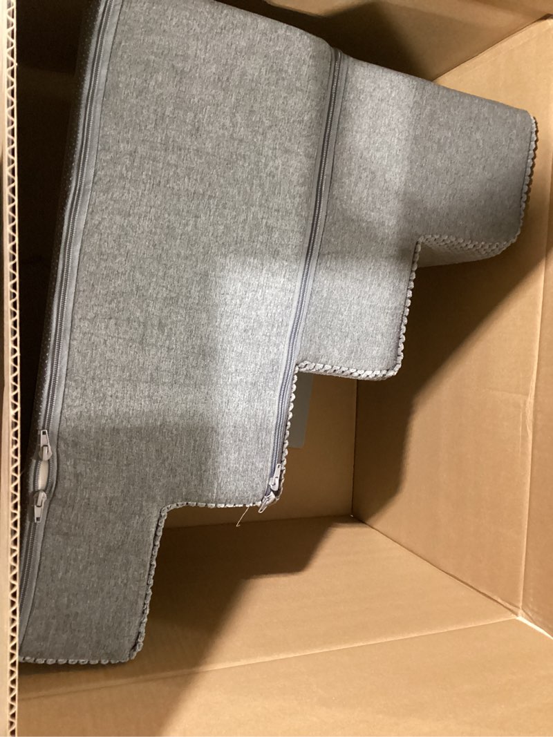Condition photo showing Good Condition for eheyciga dog stairs for bed 18" h, 4-step dog steps for high bed, pet steps for small dogs and cats, non-slip balanced pet ramp indoor, grey grey 4 standard 15" x 24" x 18"