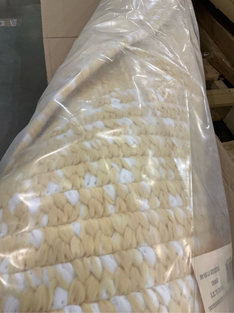 Condition photo showing Good Condition for Colonial Mills Renzi Tweed Rug - Yellow 7x10