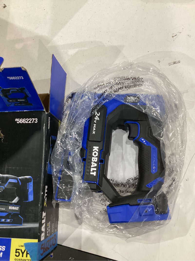 kobalt xtr 20 -gauge 3/8-in medium crown finish stapler ( battery and charger not included )