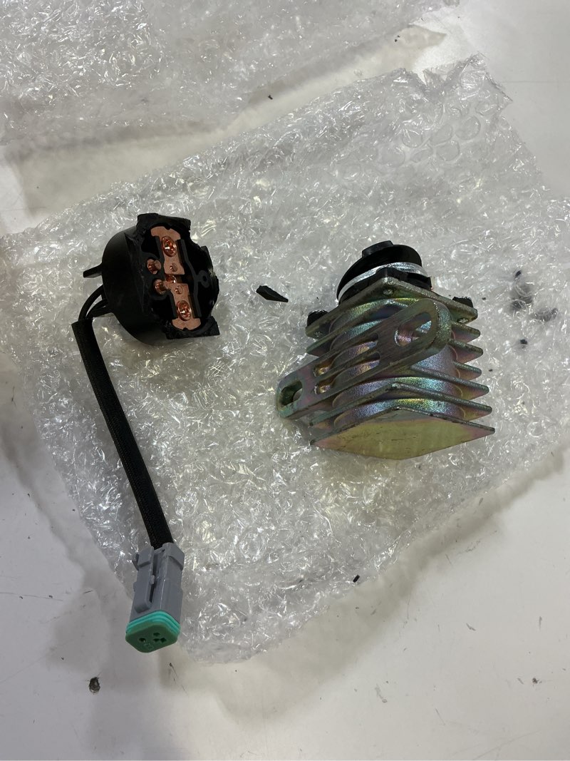 Condition photo showing As Is for 24v 100a 3740150 241-8368 2915064 switch relay solenoid sealed relay compatible with jlg lift 1230es 1930es 2032es 2630es 2030es 2632es 2646es 2632es 3246es 3248rs 1932r?cat c13 c15 c18