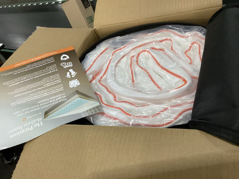 Condition photo showing New/Like New for Dormeo Premium Twin Cooling Mattress Topper - 3-Zone Octaspring? Technology for Optimal Back Support, Anti-Slip Bottom Twin (38x75x3 inches)