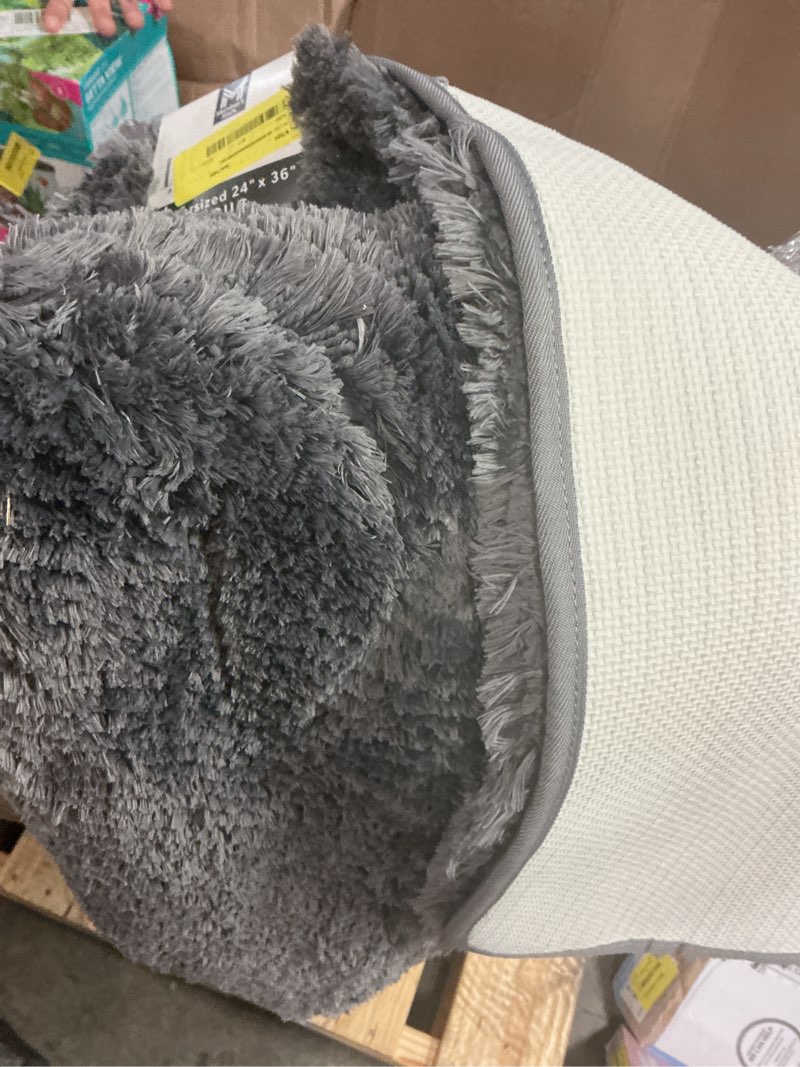 Condition photo showing Good Condition for member's mark hotel premier soft bath rug, 24\" x 36\"