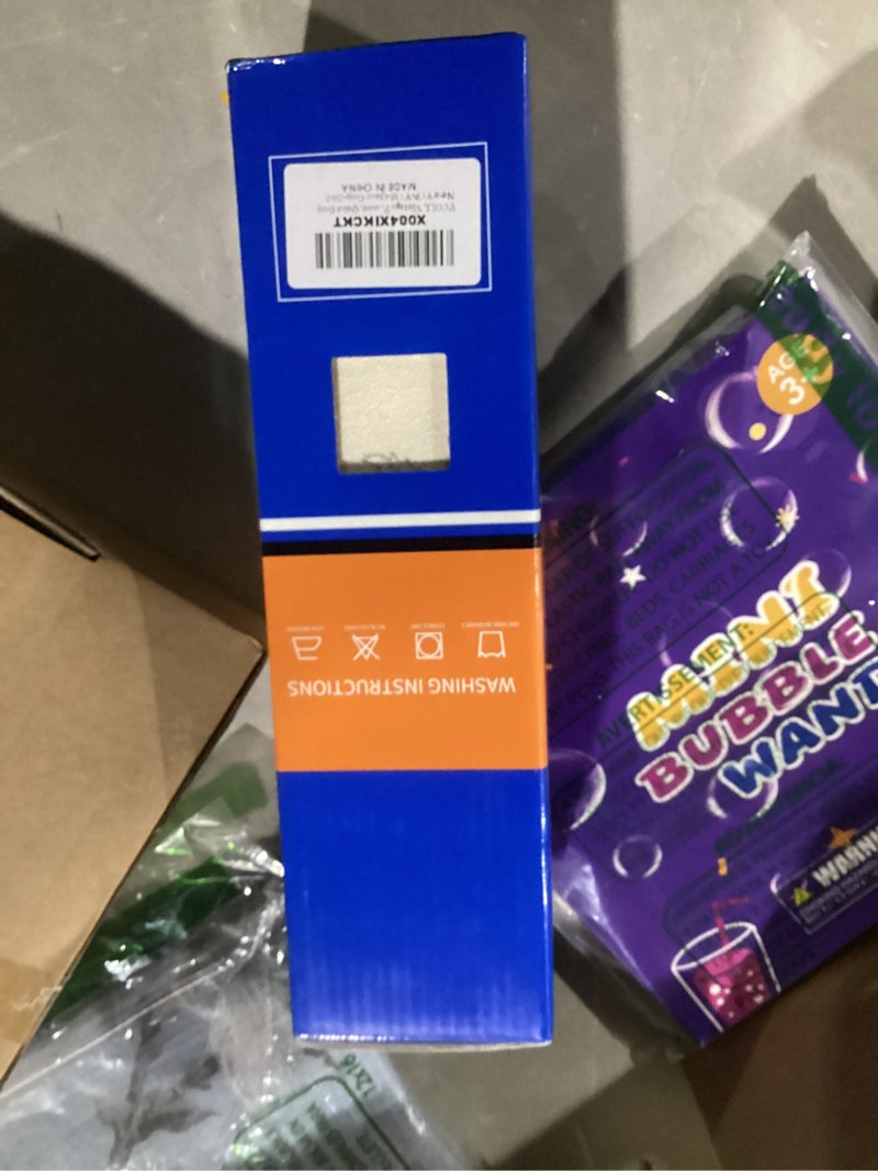 Condition photo showing Good Condition for YCOLL Vintage Floral Print Pillow Covers 20x20 Set of 2 Patterned Accent Decorative Cushion Covers M