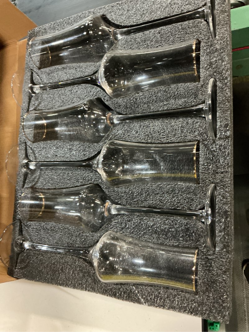 Condition photo showing New/Like New for new champagne flutes glasses 8oz set of 6 clear crystal lead-free stemware champagne glass with gold rim champagne-set of 6-8oz