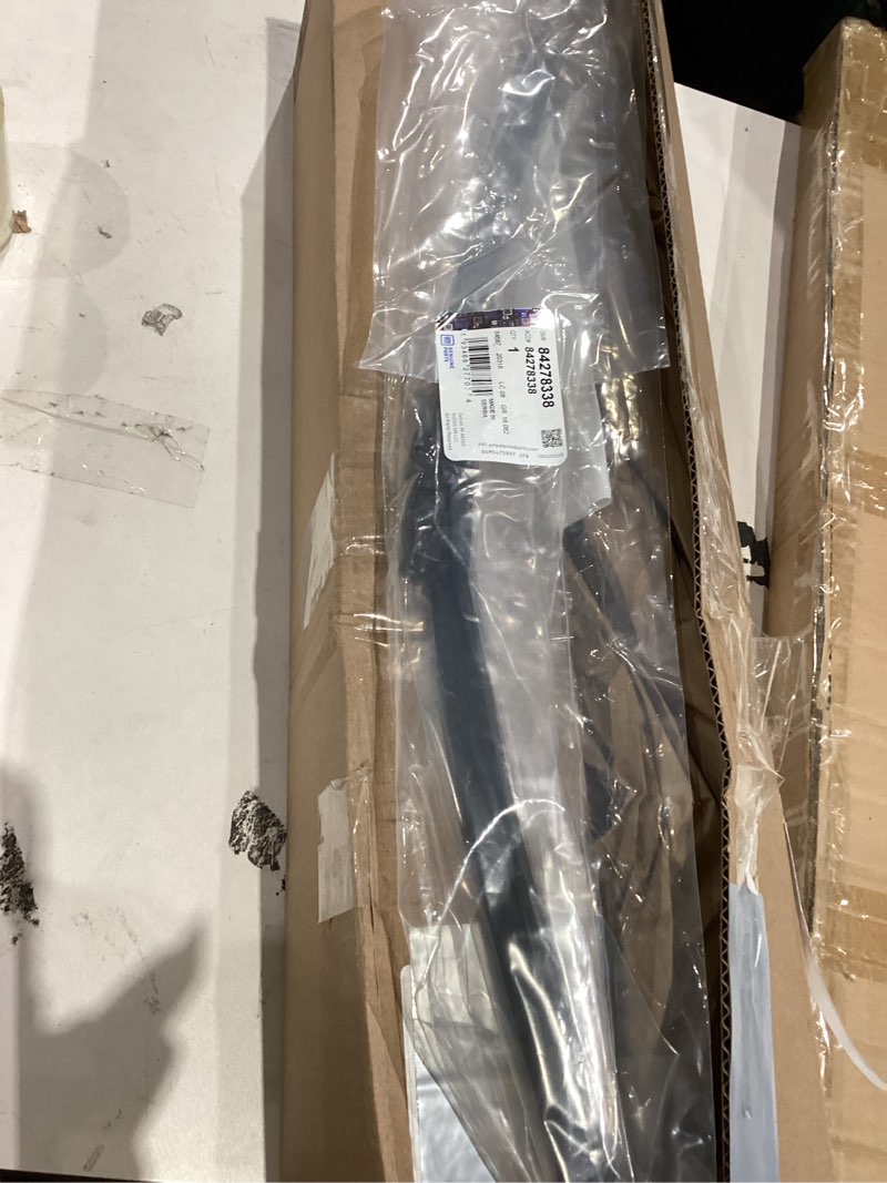 Condition photo showing As Is for ACDelco GM Original Equipment 84278338 Wiper Blade