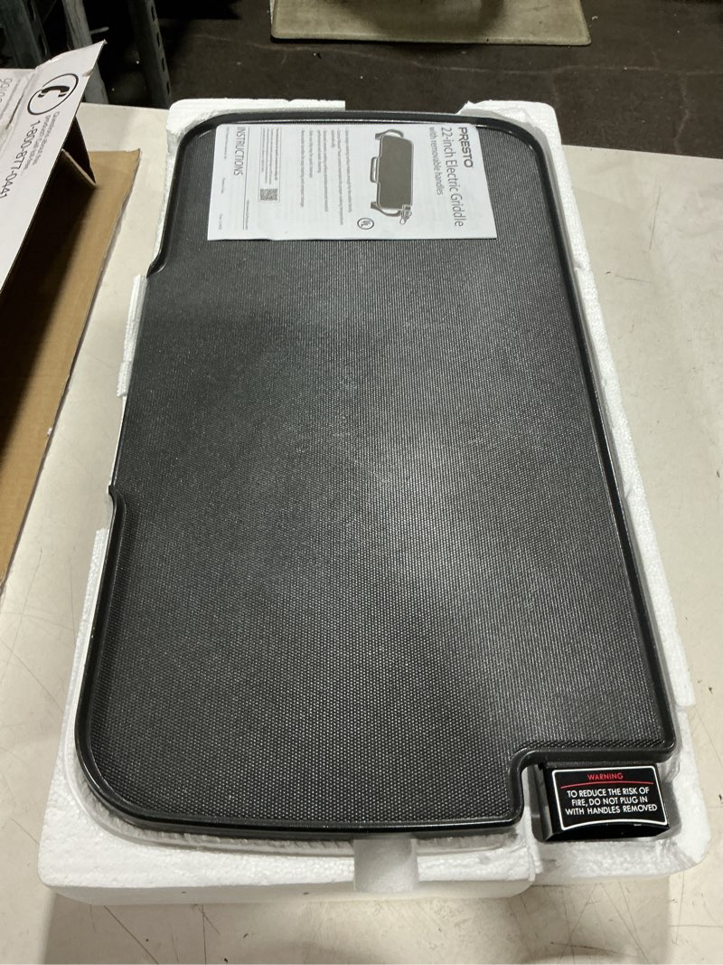 Condition photo showing Good Condition for presto 07061 22-inch electric griddle with removable handles, extra-large nonstick ceramic surface, black