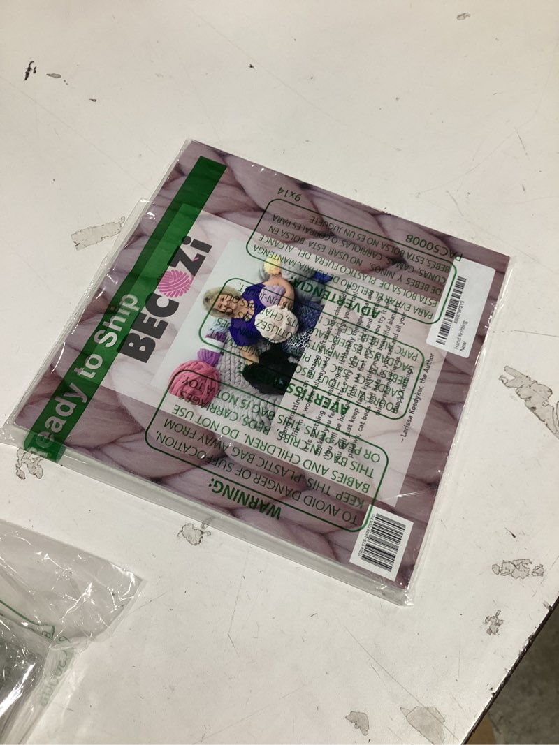 Condition photo showing Good Condition for Hand Knitting