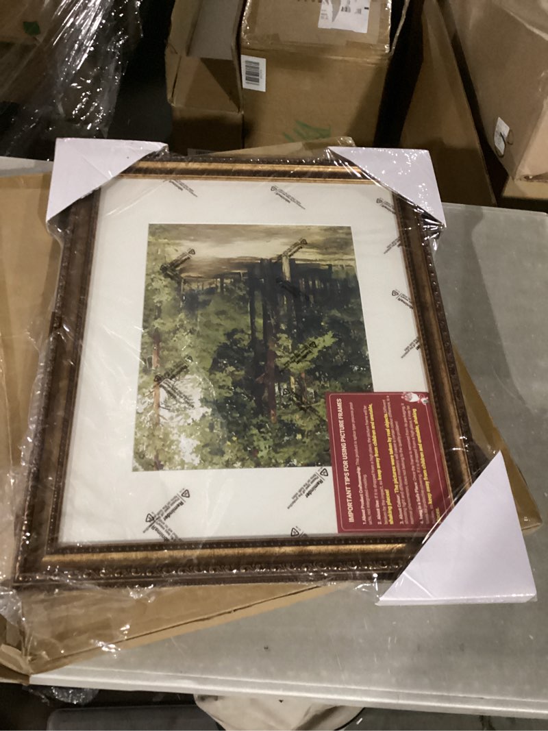 Condition photo showing New/Like New for 16x20 gold picture frame, ornate vintage picture frames for wall or tabletop display, 16 x 20 photo frame gold with non glare plexialass, display poster 11x14 with mat or 16x20 without mat for antique déco