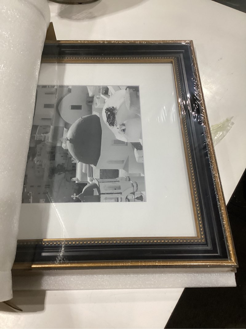 Condition photo showing Good Condition for auear,16x20 picture frame for 11x14 photo with mat or 16x20 prints without mat,vintage style,wall mounting (black and ornate gold) 16x20 for 11x14 (with mat) black & ornate gold