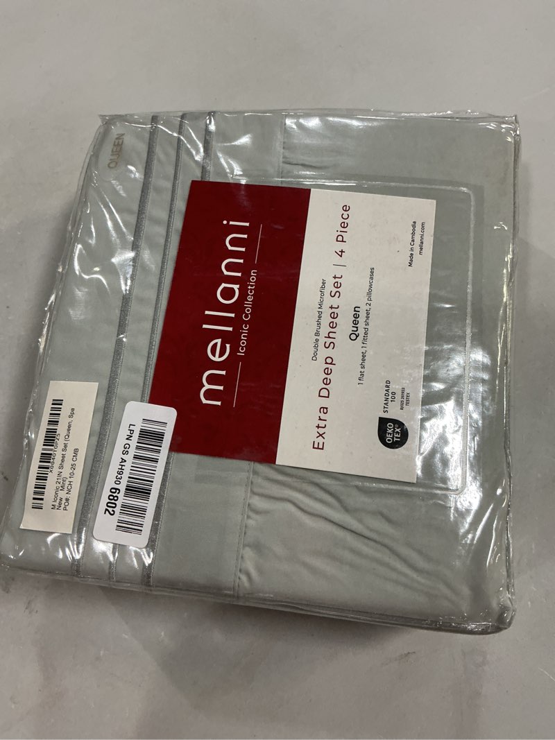 Condition photo showing New/Like New for mellanni extra deep queen sheets - 4 pc iconic collection bedding | hotel luxury, ultra soft, cooling bed sheets - wrinkle, fade, stain resistant (queen, spa mint) 1284 spa mint queen - extra deep pocket