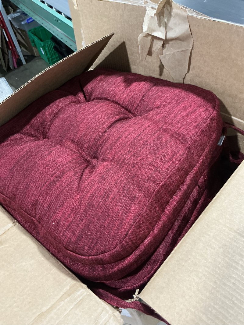 Condition photo showing Good Condition for Shinnwa Chair Cushions for Dining Chairs 4 Pack, Tufted Memory Foam Kitchen Seat Cushions, Non-Slip Chair Pads with Ties, 16.5” x 16.5” x 3.5”, Burgundy, Set of 4 Burgundy 4