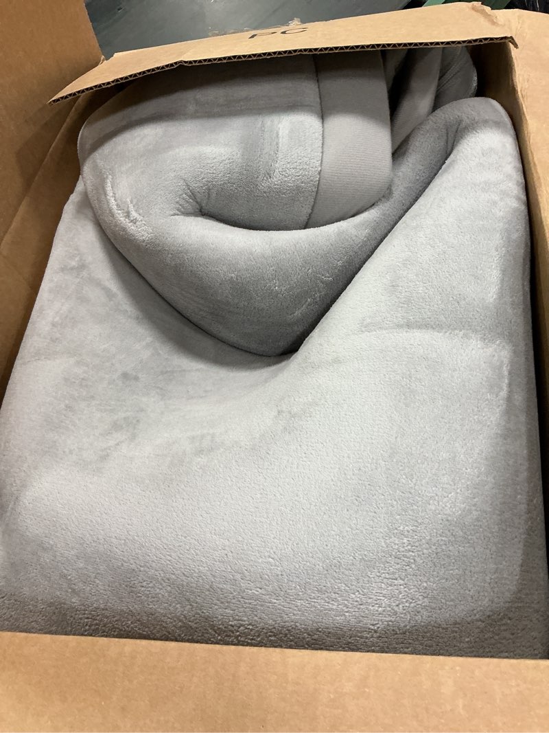 Condition photo showing As Is for MAXYOYO Grey Coral Velvet Area Rug, Thick Japanese Tatami Mat Living Room Carpet with Non-Slip Backi