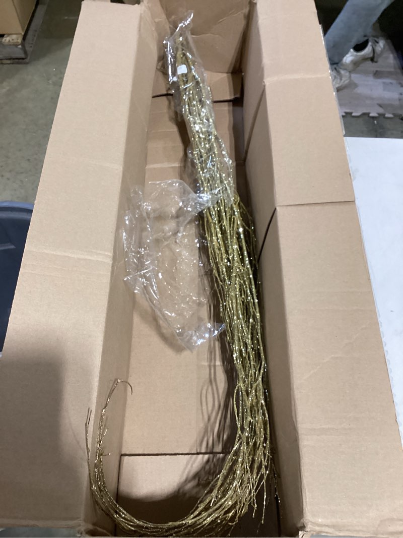 Condition photo showing Good Condition for glitter bamboo bundle