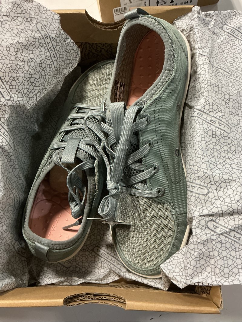 Condition photo showing New/Like New for astral women's loyak shoes - barefoot, quick-drying, minimalist sneaker for casual wear, water sports, travel, & hiking